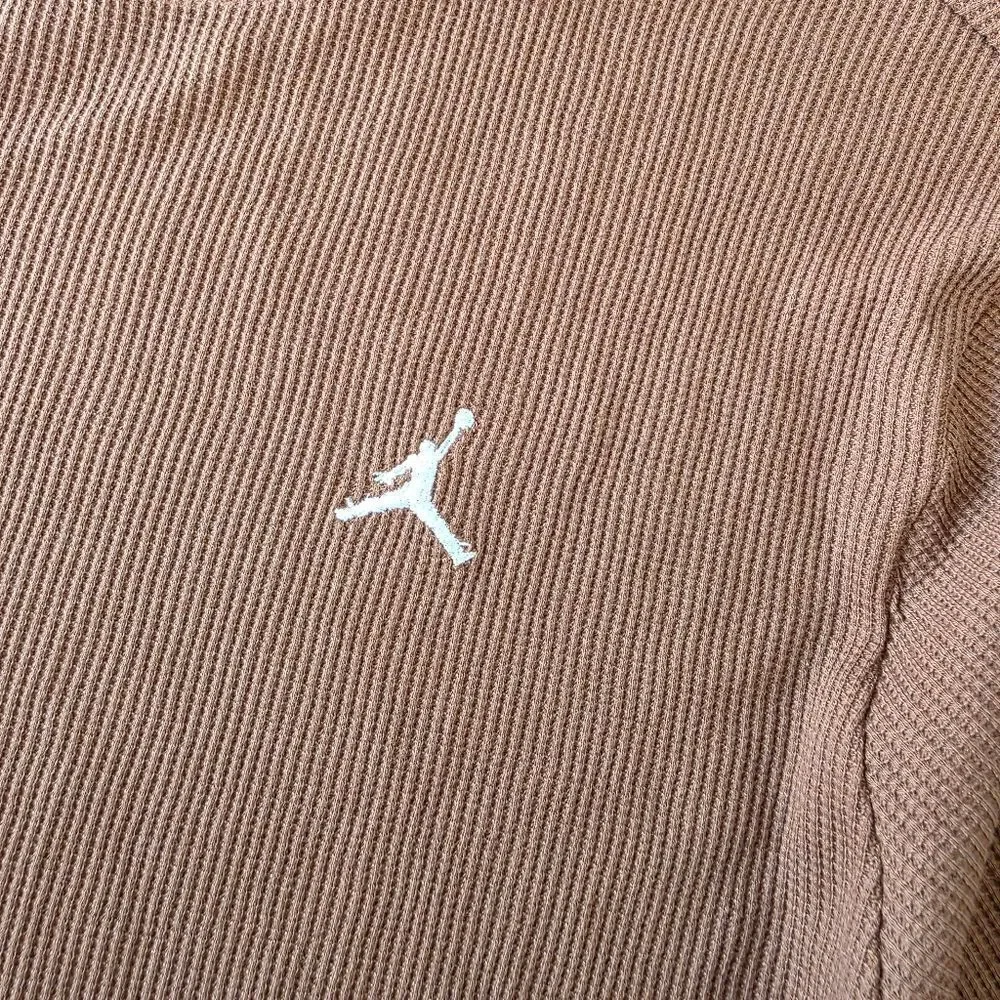 Air Jordan Essentials Thermal Long-Sleeve T-Shirt Brown Tan Men's Small S New LE
